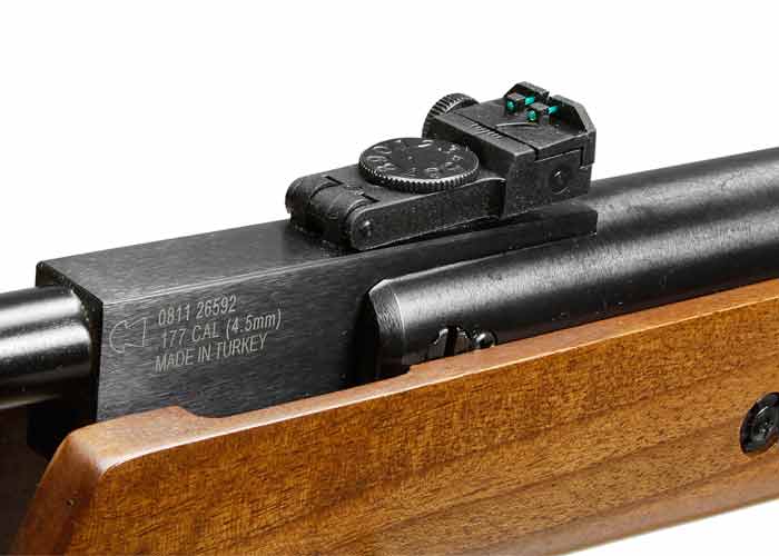 Hatsan 95 Air Rifle Combo, Walnut Stock - Caliber 0.25 - FPS 650