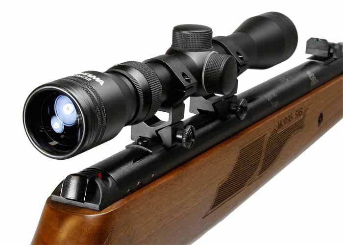 Hatsan 95 Air Rifle Combo, Walnut Stock - Caliber 0.25 - FPS 650